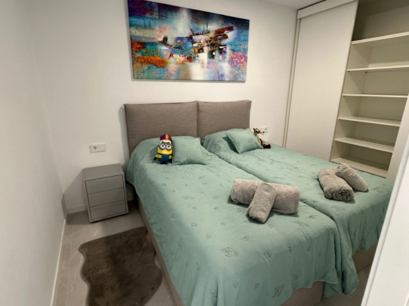 Duplex con vista a Benidorm, Fienstrat