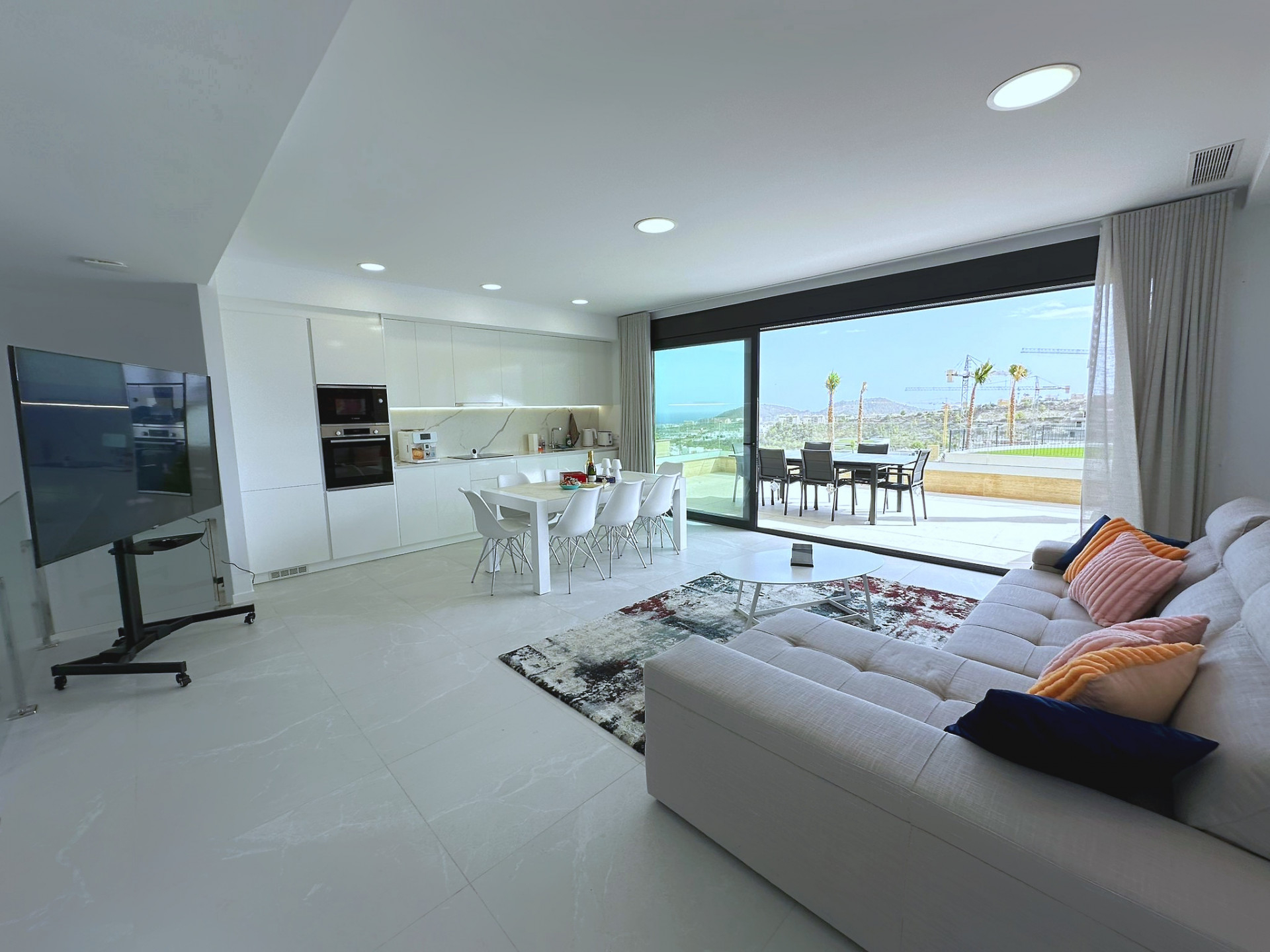 24 Duplex con vista a Benidorm, Fienstrat