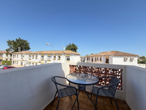 Apartamento reformado en San Miguel de Salinas