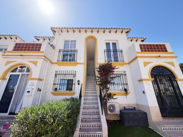 Apartamento reformado en San Miguel de Salinas