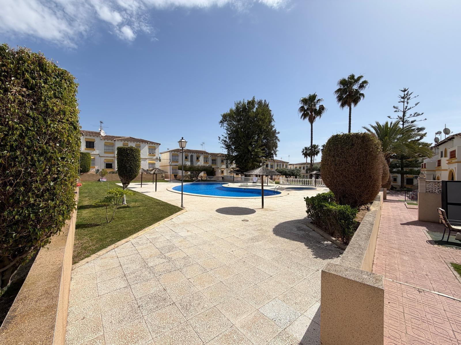 Apartamento reformado en San Miguel de Salinas