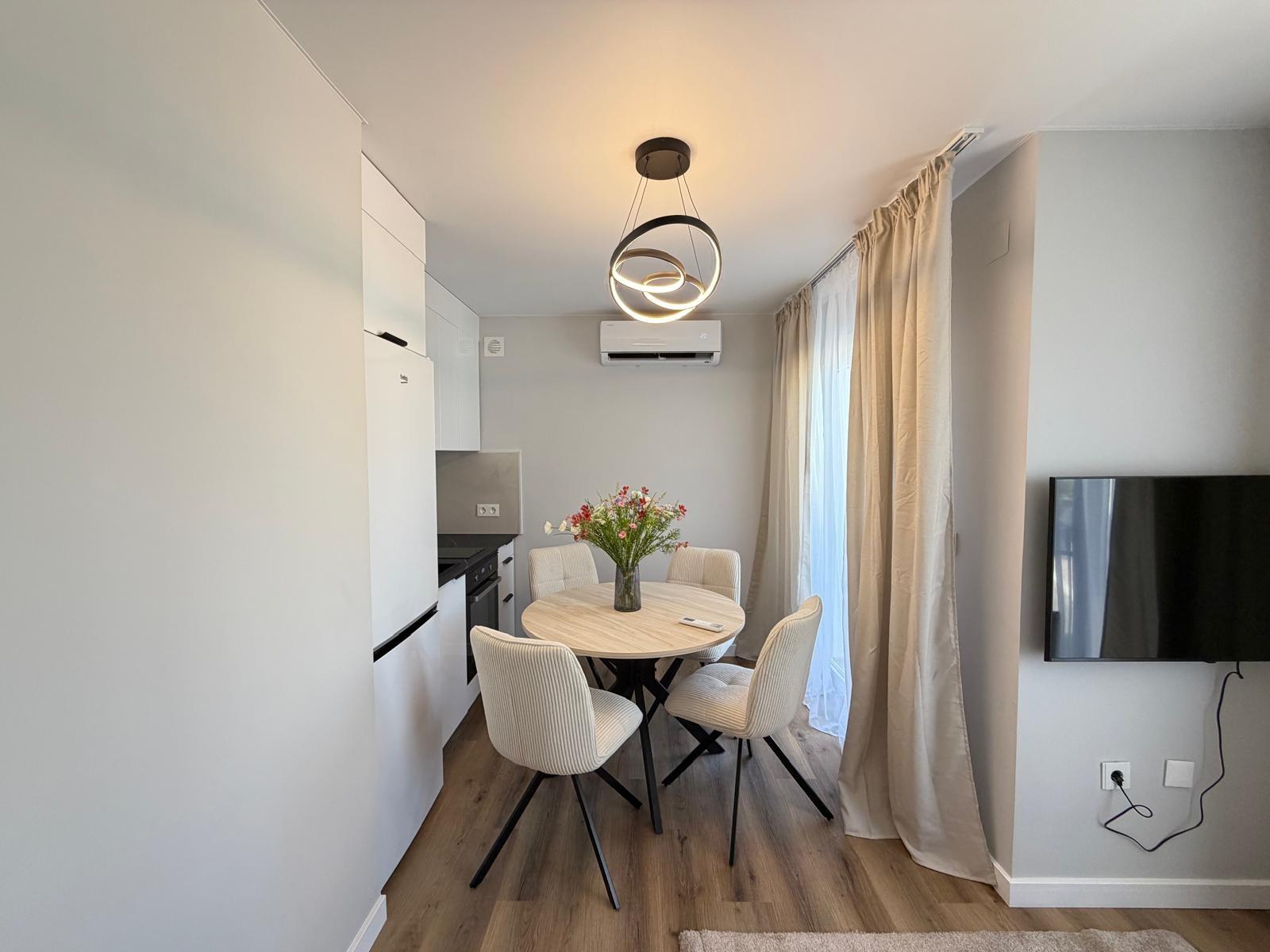 Apartamento reformado en San Miguel de Salinas