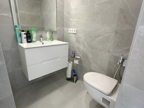 Duplex con vista a Benidorm, Fienstrat