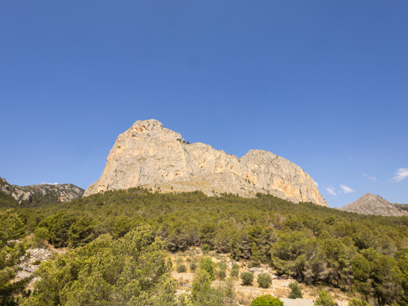 Preciosa villa en naturaleza , Polop