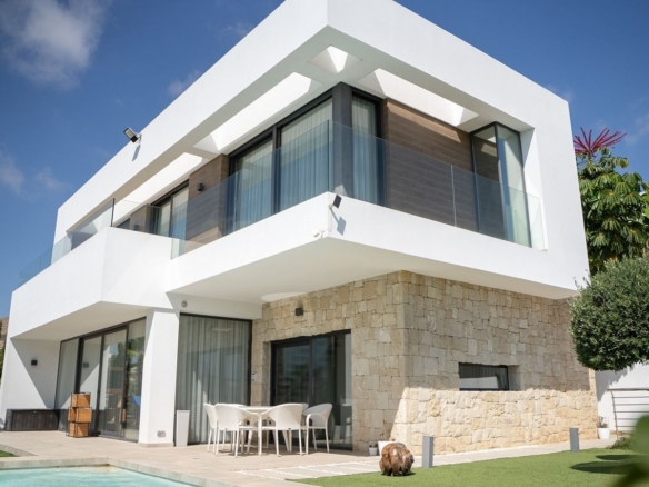Magnifica Villa contemporanea en Sierra Cortina, Finestarat<span class="ninja-ref-data" data-ref="F0001" style="display:none;"></span>
