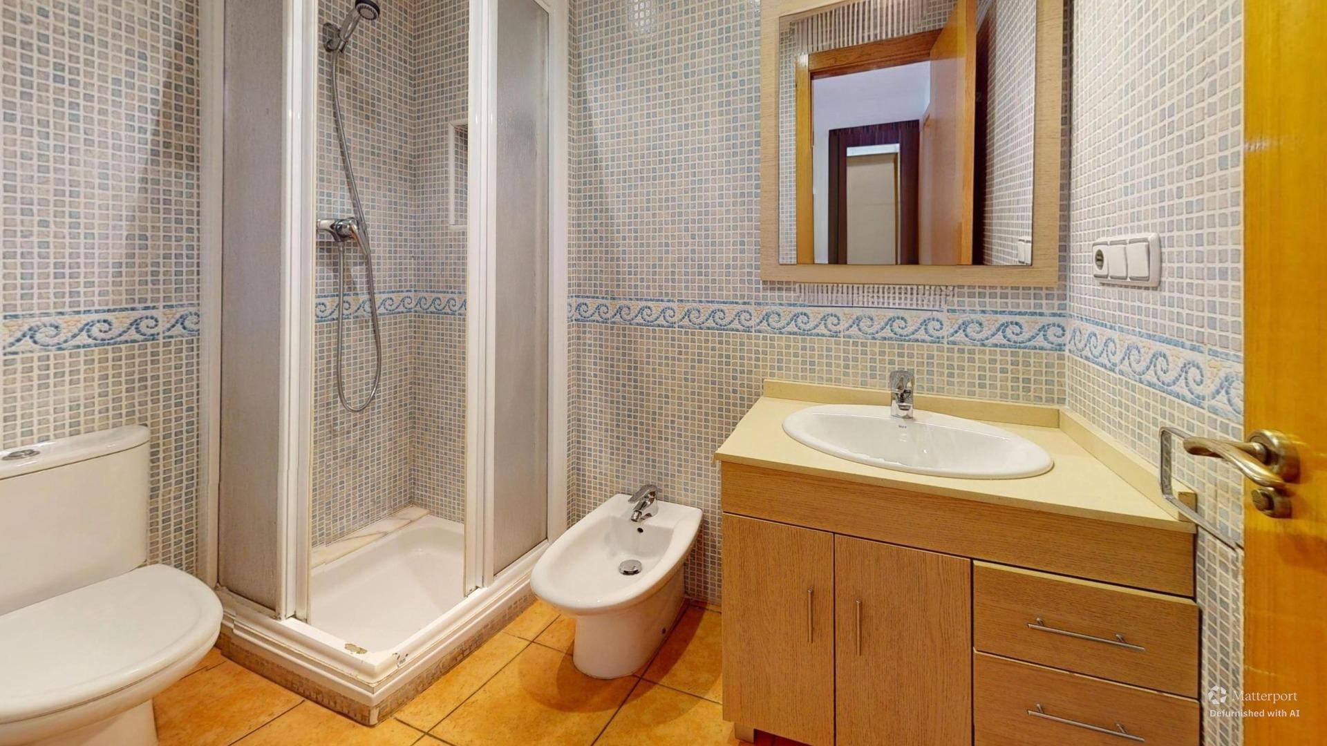 10-13 Exclusivo dúplex en primera línea de playa en Arenales del Sol