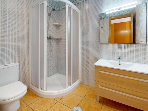 Exclusivo dúplex en primera línea de playa en Arenales del Sol
