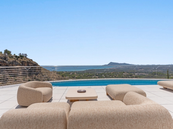 Villa de lujo en Altea de con impresionantes vistas panorámicas<span class="ninja-ref-data" data-ref="ALT0001" style="display:none;"></span>