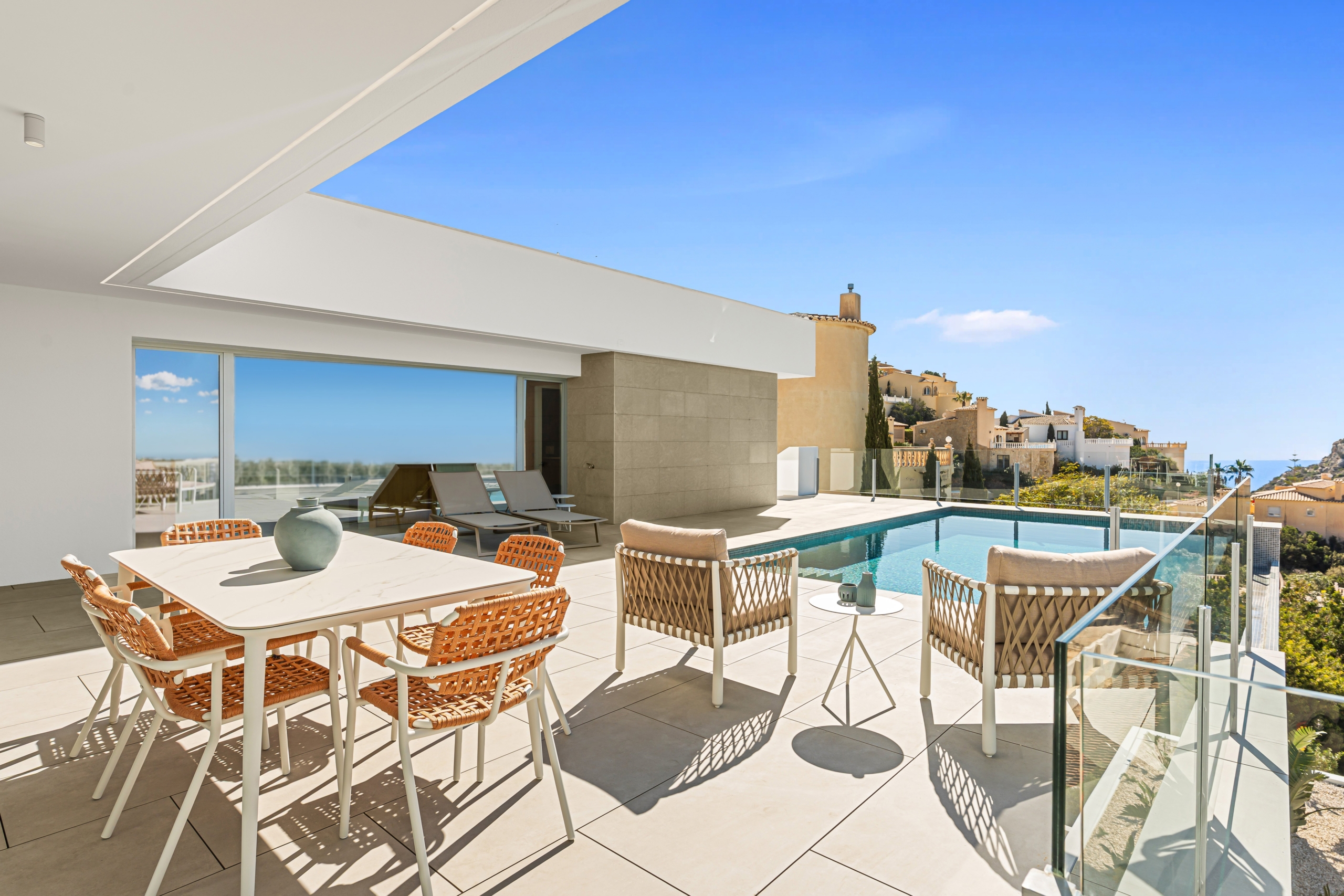 1772798785_DSC03751 Villa terminada de muy buenas calidades en Cumbre del Sol