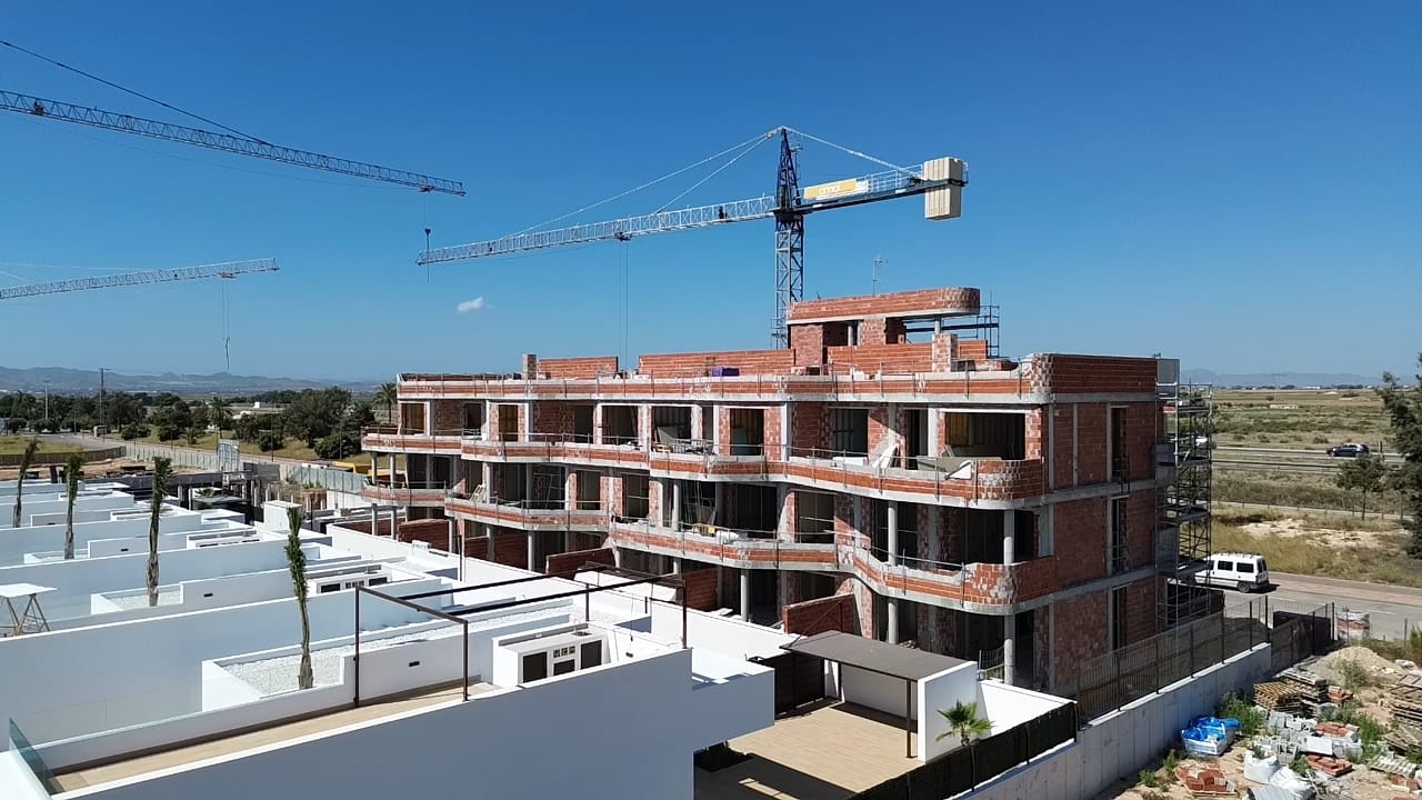 En Alcázares  una promoción elegante en construcion la comodidad tener todo a pie
