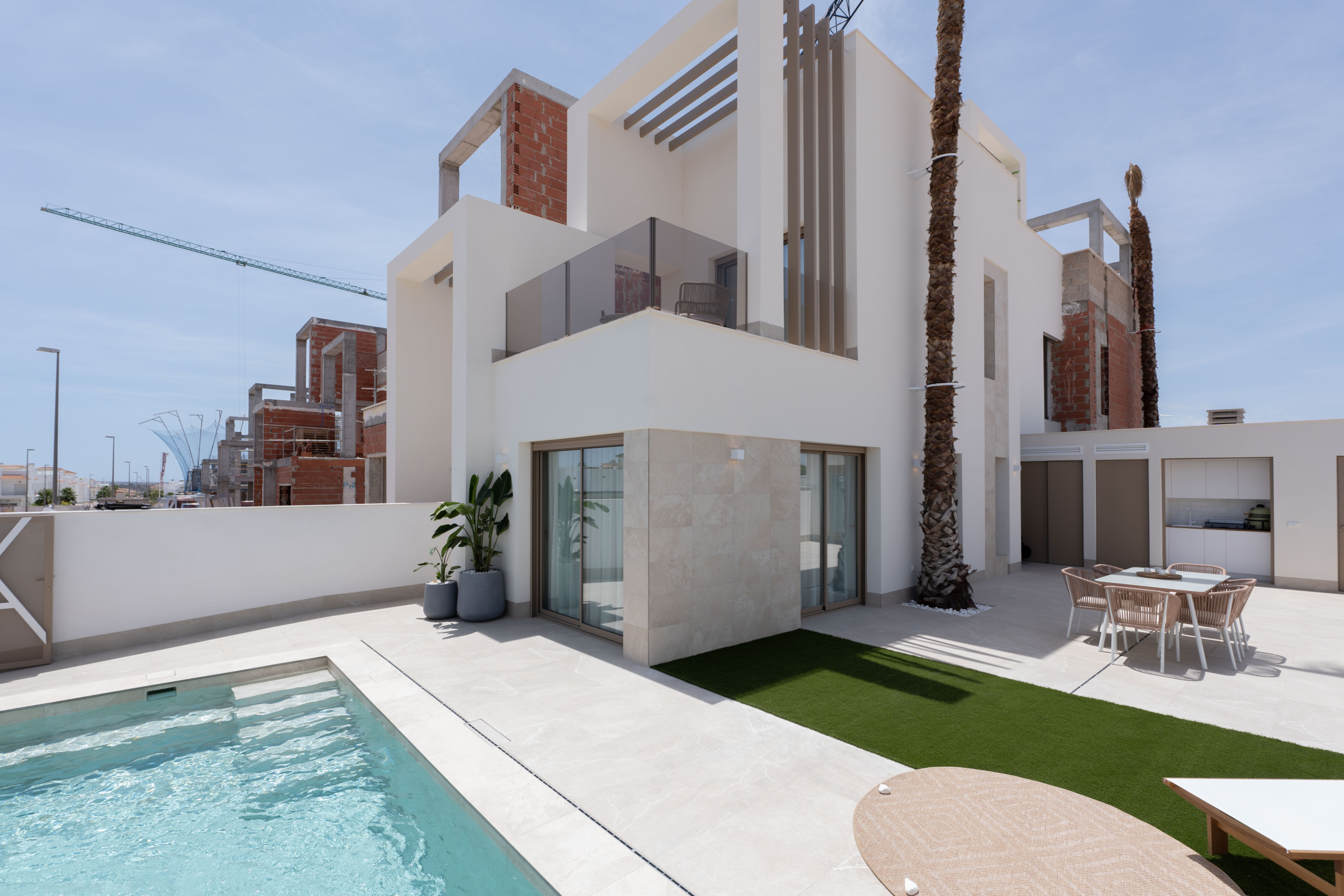 AREAbeach VI – Show House IV (67) Villas en construcion cerca de prestigioso camo de golf en Los Alcázares