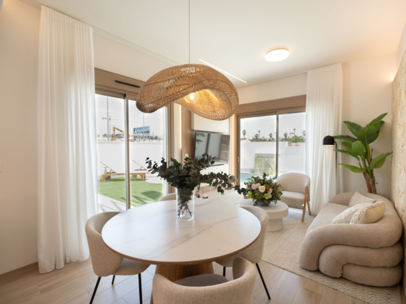 Villas en construcion cerca de prestigioso camo de golf en Los Alcázares