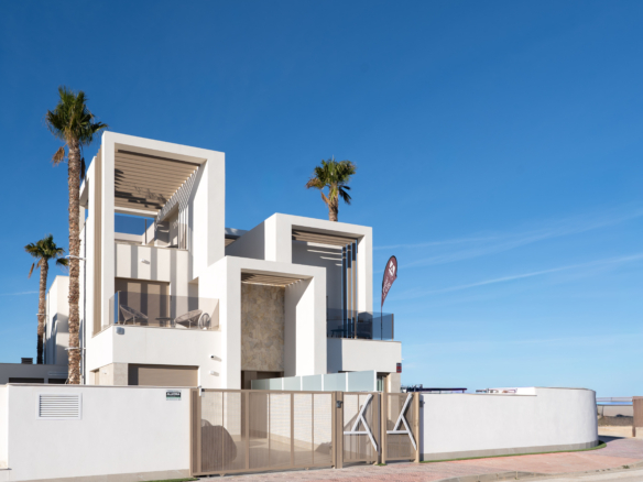 Villas en construcion cerca de prestigioso camo de golf en Los Alcázares<span class="ninja-ref-data" data-ref="MLOSALC007-58" style="display:none;"></span>