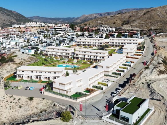 Nueva promoción de casas adosadas en construcción en Balcon de Fienstrat,