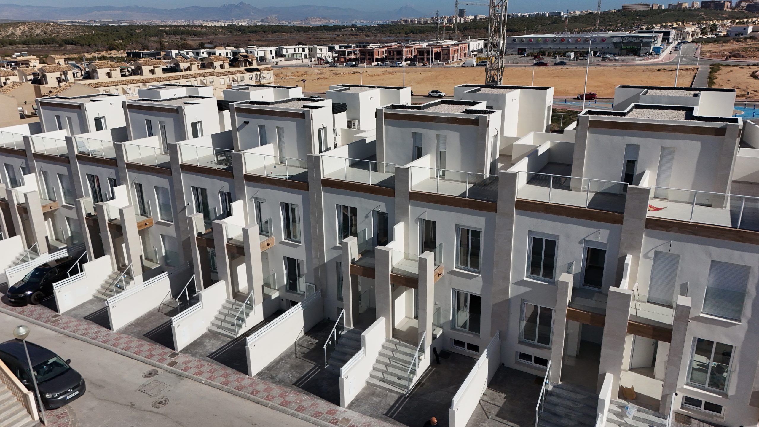 Exclusivos adosados de obra nueva en Gran Alacant, Alicante