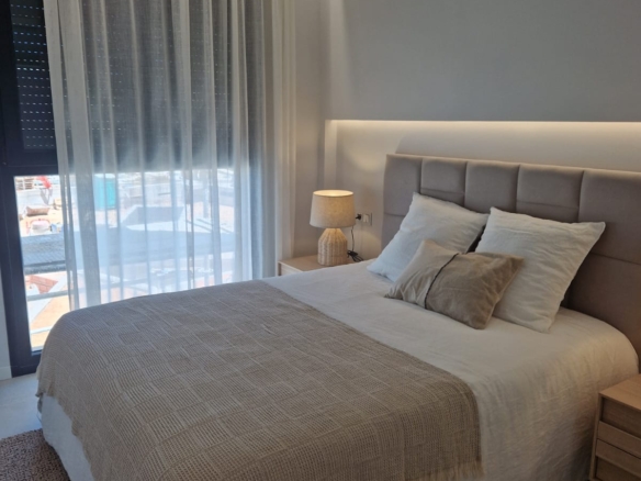 En Denia apartamentos de diseño contemporáneo a pocos pasos del Mediterráneo.