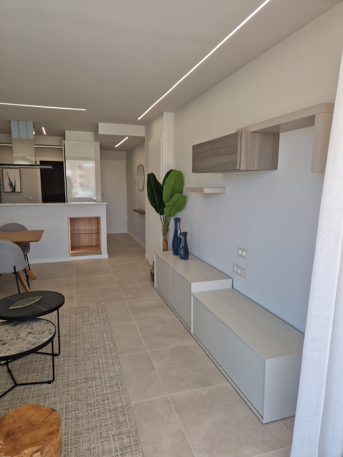 En Denia apartamentos de diseño contemporáneo a pocos pasos del Mediterráneo.