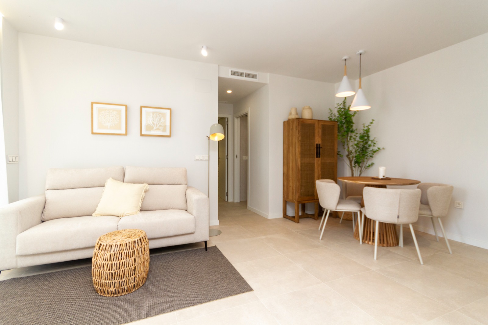 En Denia apartamentos de diseño contemporáneo a pocos pasos del Mediterráneo.