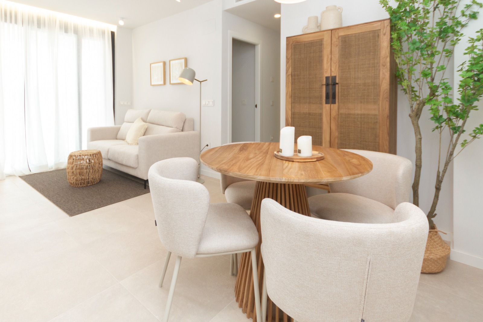 En Denia apartamentos de diseño contemporáneo a pocos pasos del Mediterráneo.
