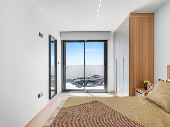 Apartamentos de Obra Nueva en El Raso