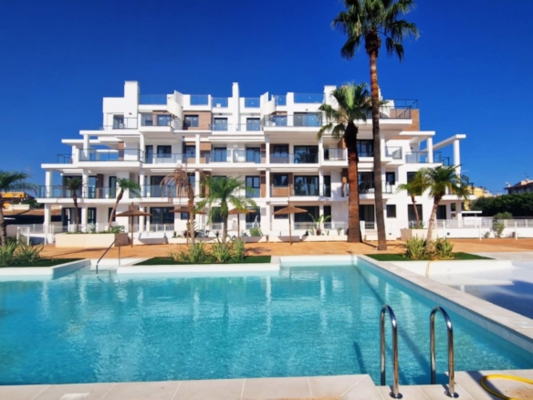 En Denia apartamentos de diseño contemporáneo a pocos pasos del Mediterráneo.<span class="ninja-ref-data" data-ref="DENVER0004" style="display:none;"></span>