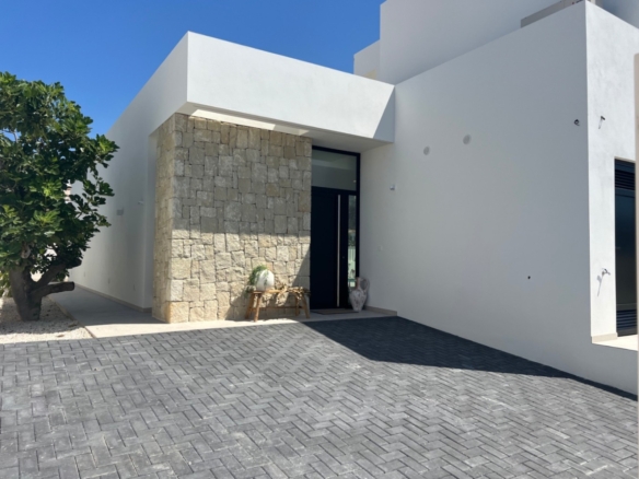 Villa de lujo contemporánea en Dénia