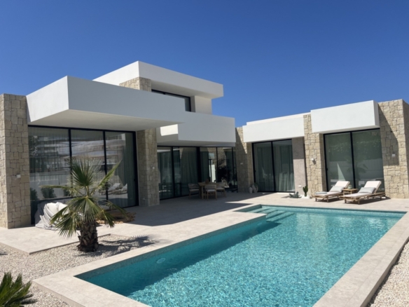 Villa de lujo contemporánea en Dénia