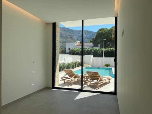 Villa de lujo contemporánea en Dénia