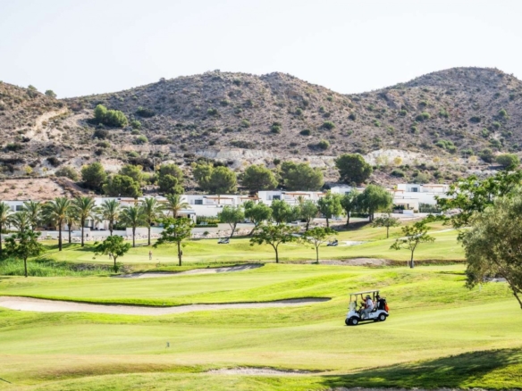 Villas de diseño en Font del Llop Golf Resort | Monforte del Cid