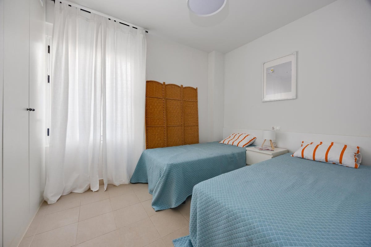 Apartamento de 2 dormitorios en Playa Flamenca, Orihuela Costa