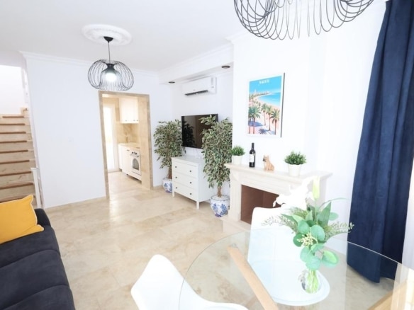 Chalet Independiente en Villamartín, Orihuela Costa