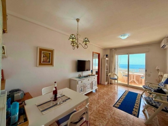 Apartamento con vistas al mar a 100 metros de Playa de Los Locos, Torrevieja