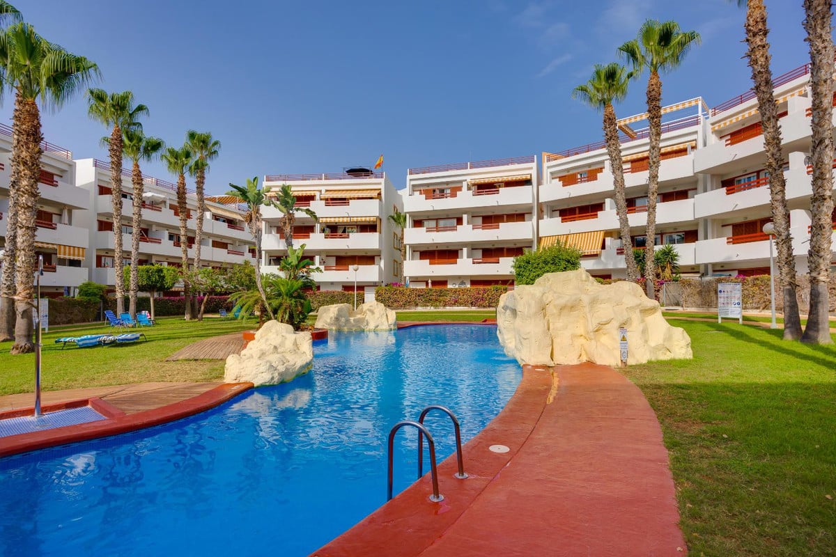 Apartamento de 2 dormitorios en Playa Flamenca, Orihuela Costa