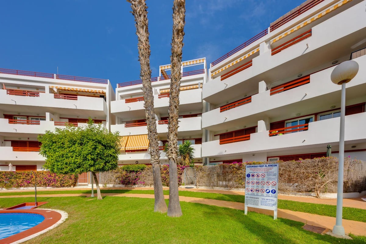 Apartamento de 2 dormitorios en Playa Flamenca, Orihuela Costa