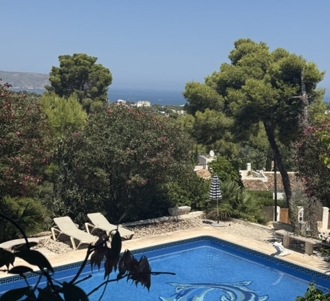 Una finca excepcional en el corazón de Jávea con vistas al Mar y Montgo