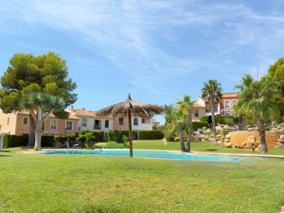Casa con vistas al mar en Balcón de Finestrat de estilo mediterráneo