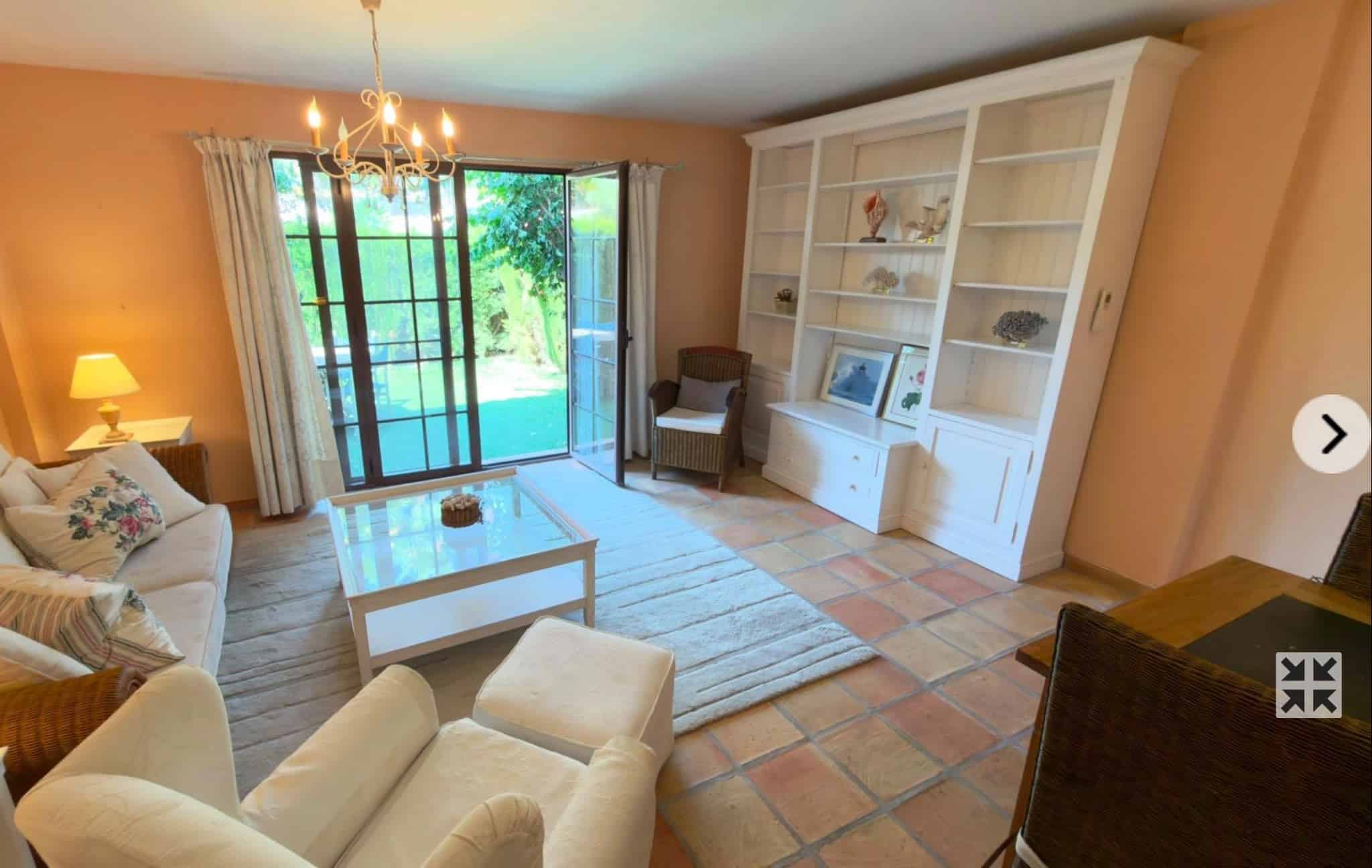 Casa con vistas al mar en Balcón de Finestrat de estilo mediterráneo