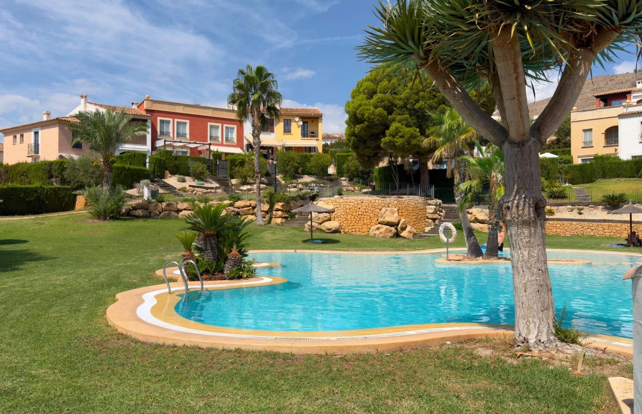 Casa con vistas al mar en Balcón de Finestrat de estilo mediterráneo