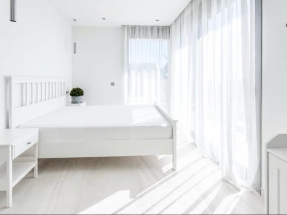 Villa contemporánea amueblada con piscina privada y vistas al mar en Sierra Cortina, Benidorm