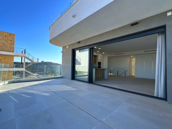 Dúplex moderno con vistas al mar en Terra Marina, Finestrat