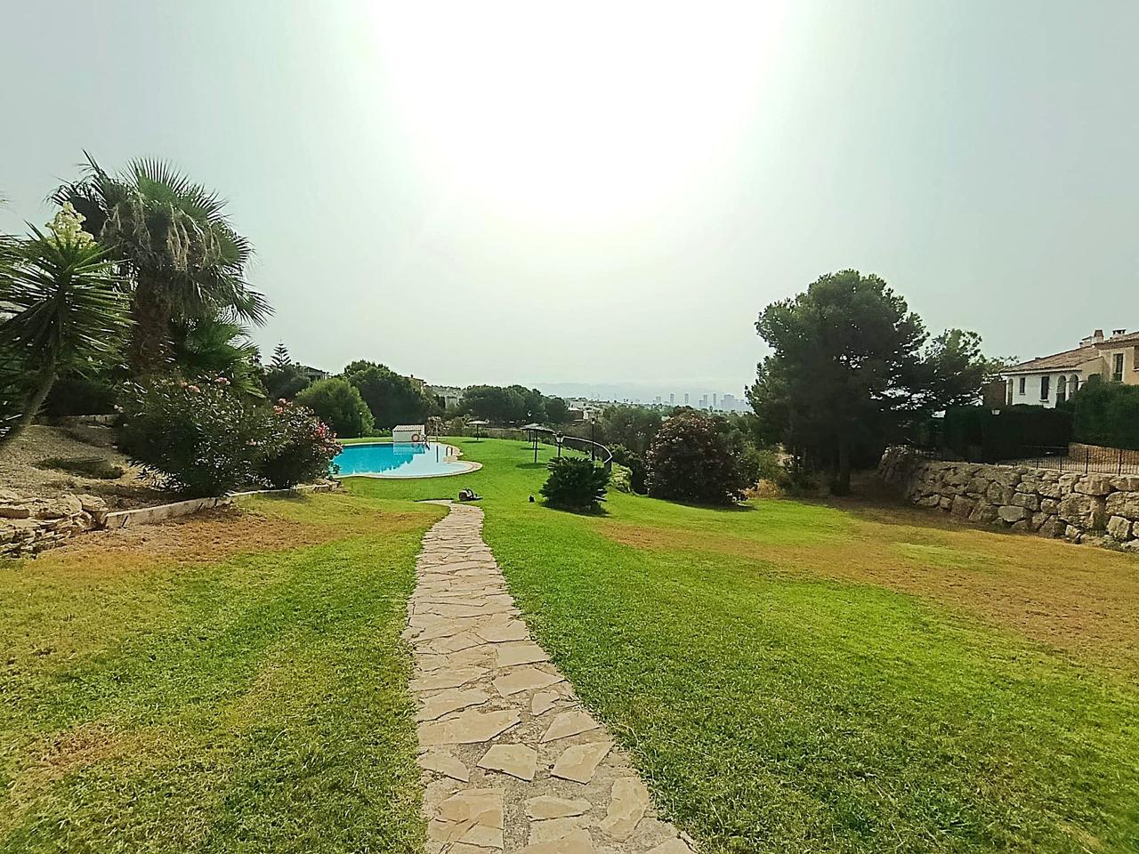 Adosado con vistas al mar en Golf Bahía, Finestrat