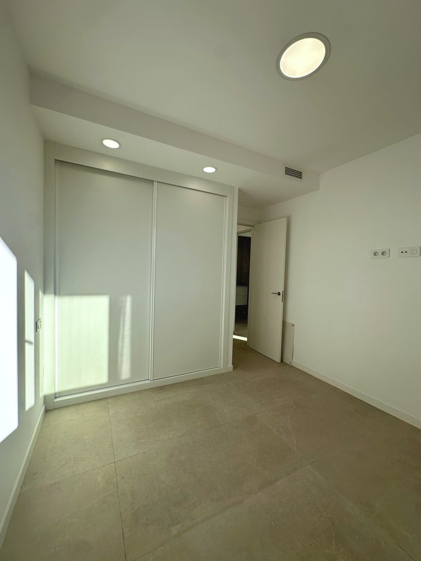 Dúplex moderno con vistas al mar en Terra Marina, Finestrat