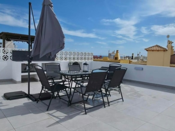 Bungalow reformado con vistas al mar en Torrevieja