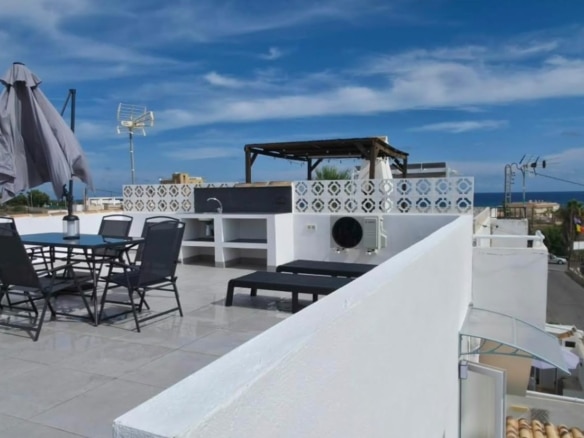 Bungalow reformado con vistas al mar en Torrevieja